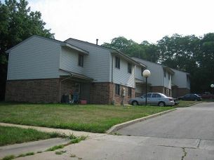 Steller Woods Village in Ottumwa, IA - Building Photo