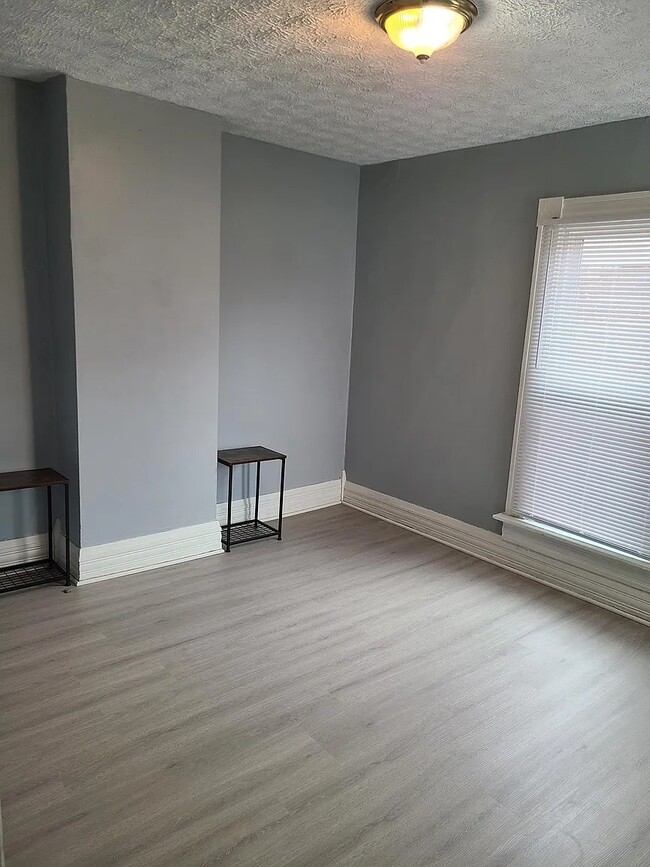 169 E Duncan St in Columbus, OH - Building Photo - Building Photo