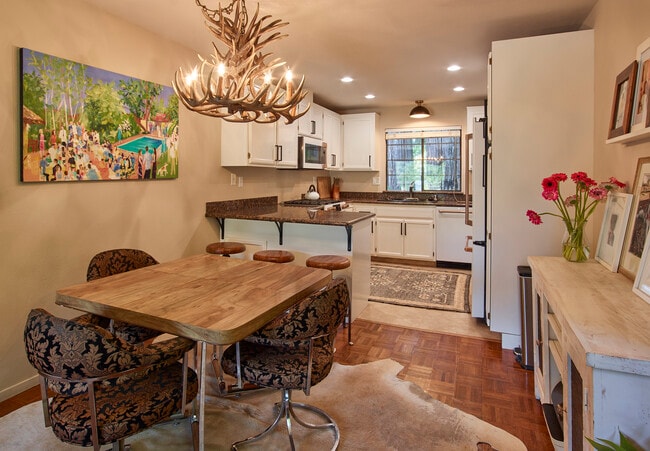 17436 Summit Ave in Guerneville, CA - Building Photo - Building Photo