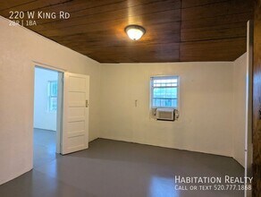 220 W King Rd in Tucson, AZ - Building Photo - Building Photo