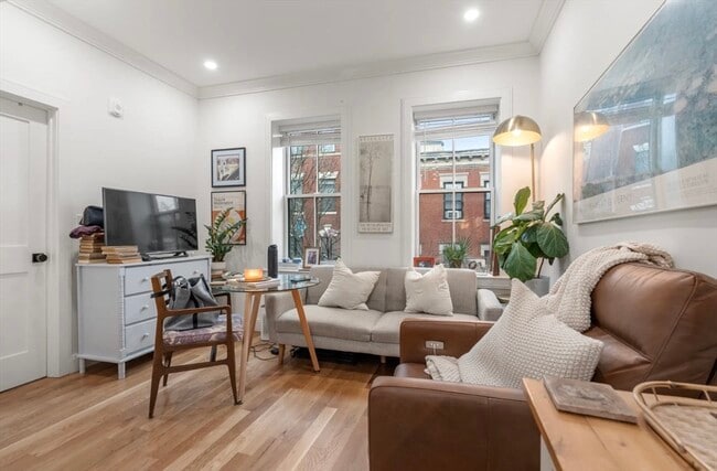 17 Grove St, Unit #1