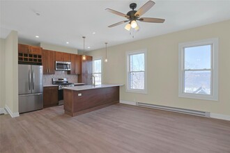 77 S Broadway-Unit -# 2 in Nyack, NY - Foto de edificio - Building Photo