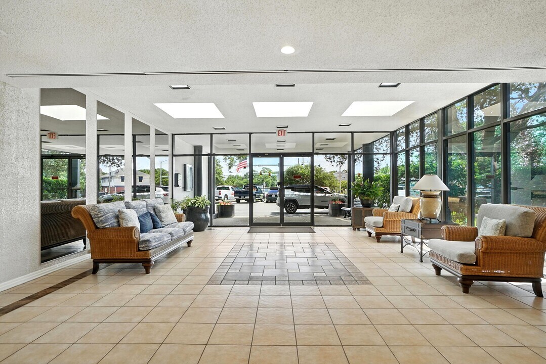 3558 Shore Dr in Virginia Beach, VA - Building Photo