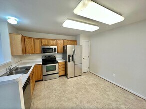 9342 Witch Hazel Way in Manassas, VA - Building Photo - Building Photo