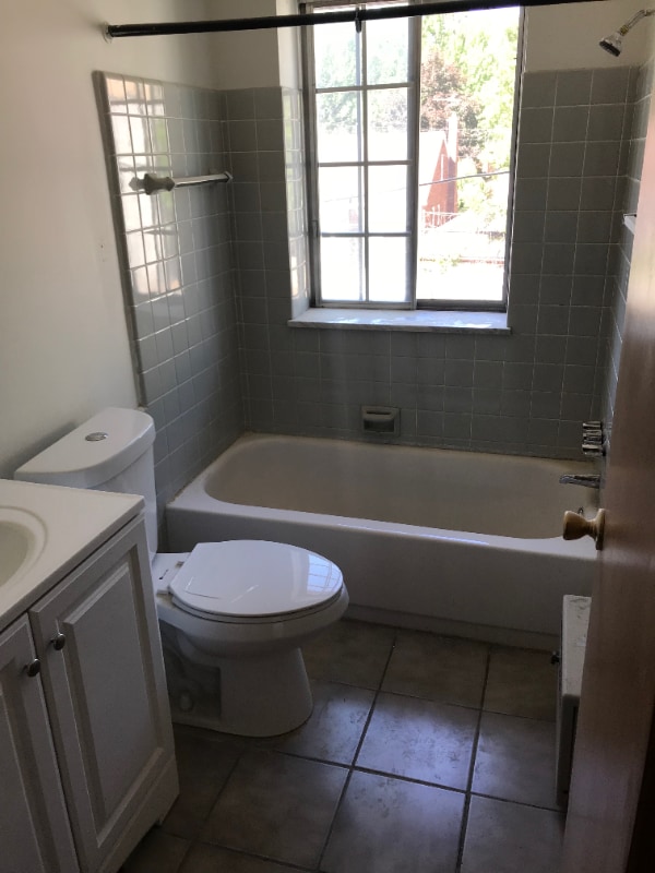 4811 Cadieux Rd in Detroit, MI - Building Photo - Building Photo
