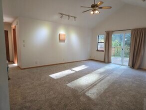 26147 Port Gamble Rd NE in Kingston, WA - Building Photo - Building Photo