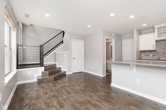 13056 Grand Vue Dr in Carmel, IN - Building Photo - Building Photo
