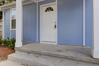 1915 Cherokee St in North Charleston, SC - Building Photo - Building Photo