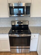 820 Nixon St in Wilmington, NC - Building Photo - Building Photo