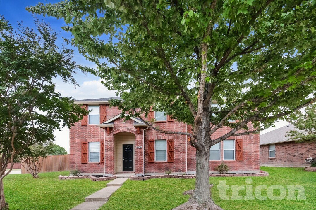 3004 Double Oak Dr in Rockwall, TX - Building Photo