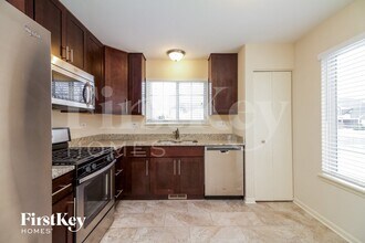 3023 Impressions Dr in Lake In The Hills, IL - Building Photo - Building Photo