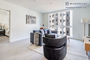2150 Kittredge St in Berkeley, CA - Building Photo