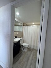 2000 NE 135th St, Unit 609 in North Miami, FL - Building Photo - Building Photo