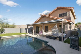 8807 E Dahlia Dr in Scottsdale, AZ - Building Photo - Building Photo