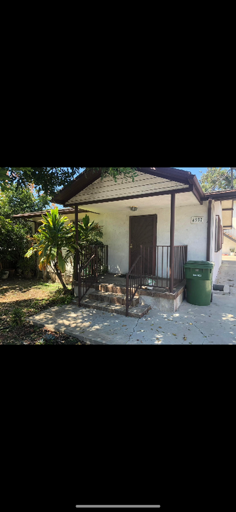 4335 Prospect Ave in Los Angeles, CA - Building Photo