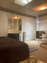 764 Lenore Ln, Unit 1 in Elmont, NY - Foto de edificio - Building Photo