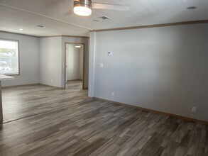 15777 Bolesta Rd in Clearwater, FL - Building Photo - Building Photo