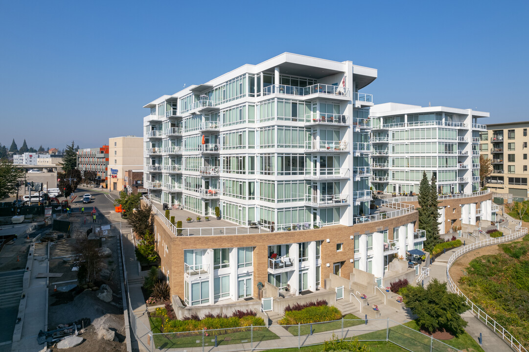 Harborside Condominiums in Bremerton, WA - Building Photo