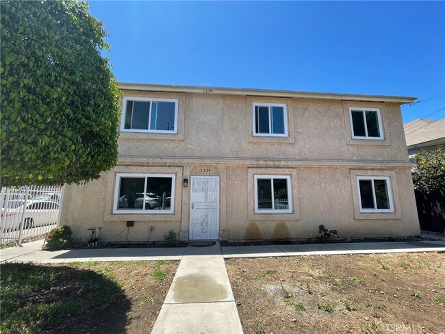 property at 1332 W 20th St