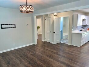 2992 Palm Dr in East Point, GA - Building Photo - Building Photo