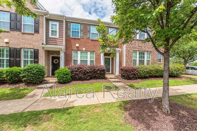 8285 Viewpoint Lane in Cornelius, NC - Building Photo - Building Photo