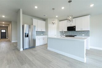 3405 Pat Mayse Dr in Farmersville, TX - Building Photo - Building Photo