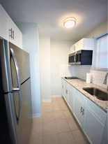 299 Meridian St, Unit 2 Apartamentos