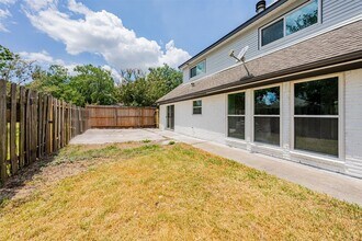 6215 Portal Dr in Houston, TX - Building Photo - Building Photo
