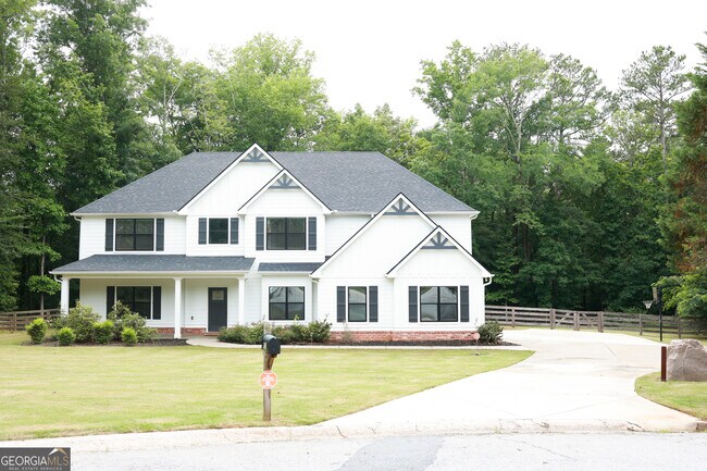 135 Jessica Ct in Fayetteville, GA - Building Photo - Building Photo