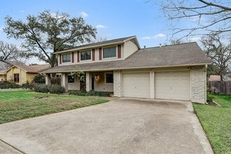 8001 Manassas Dr in Austin, TX - Building Photo - Building Photo