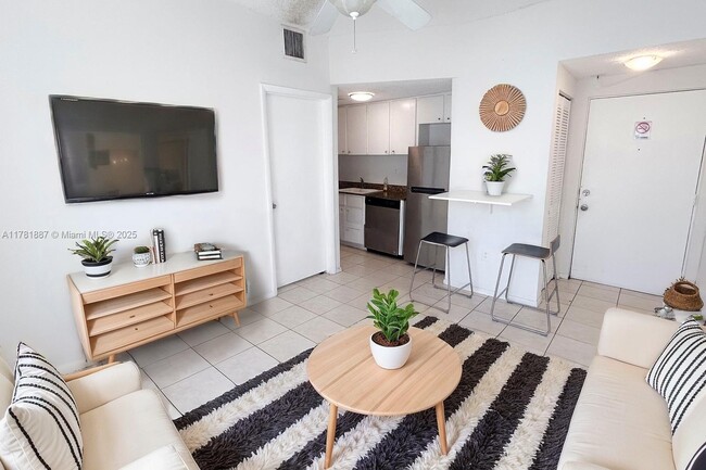 property at 1218 Drexel Ave