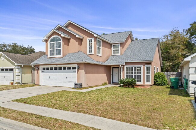 1946 Kadima Cir in Fort Walton Beach, FL - Building Photo - Building Photo