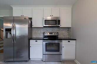629 Watson Ave in Charlottesville, VA - Building Photo - Building Photo