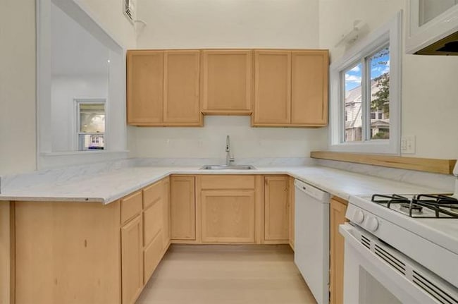 140 Wait St in Springfield, MA - Foto de edificio - Building Photo