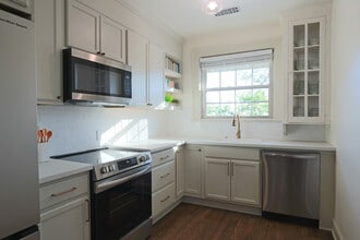 The Lona - L in Memphis, TN - Building Photo - Building Photo