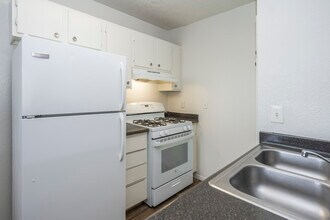 Panorama Heights in Albuquerque, NM - Foto de edificio - Interior Photo