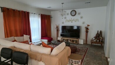 8037 Crimea Ln in Fort Worth, TX - Building Photo - Building Photo