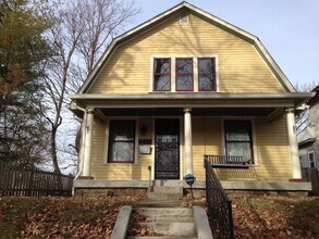 2418 E 16th St in Indianapolis, IN - Building Photo - Building Photo