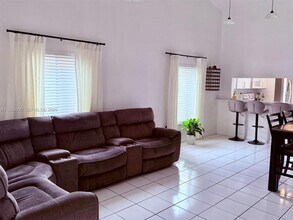 14857 SW 83rd Ln in Miami, FL - Building Photo - Building Photo