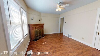 2601 T St in Sacramento, CA - Foto de edificio - Building Photo