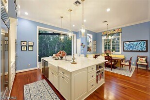 27710 Marina Isle Ct in Bonita Springs, FL - Building Photo