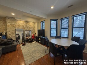 1203 Beacon St, Unit 6 in Brookline, MA - Building Photo - Building Photo