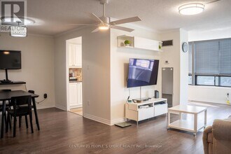 7601 Bathurst St in Vaughan, ON - Building Photo - Building Photo