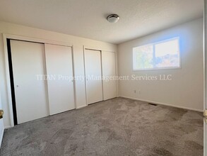 1231 Johnson St in Oregon City, OR - Building Photo - Building Photo
