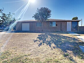 14801 N 29th Dr in Phoenix, AZ - Building Photo - Building Photo