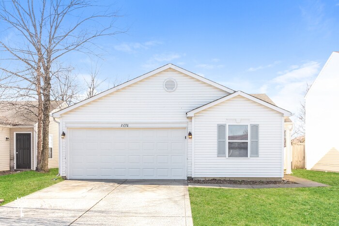 2276 Providence Ct in Greenwood, IN - Building Photo