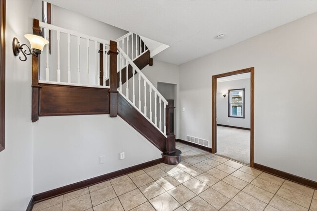 1897 Feronia Ave in St. Paul, MN - Building Photo - Building Photo