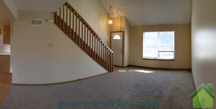 546 Kenneth Ln in Belton, MO - Building Photo - Building Photo