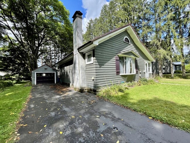 22 Atkins Ave in Cortland, NY - Building Photo - Building Photo