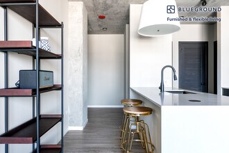 939 W Washington Blvd in Chicago, IL - Building Photo - Building Photo